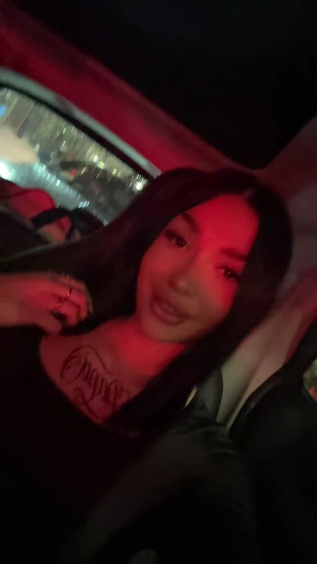 @𝓥𝓡🍒