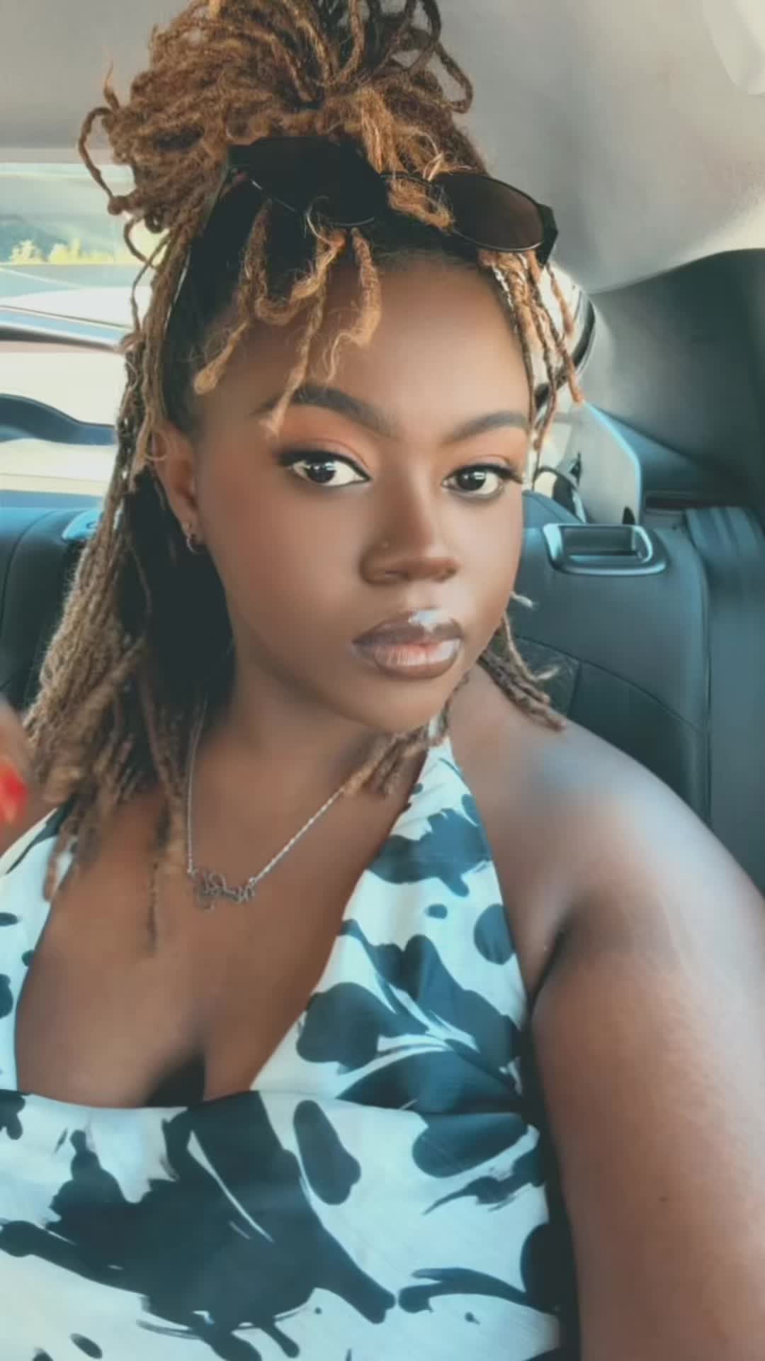 @Kimmy🦋