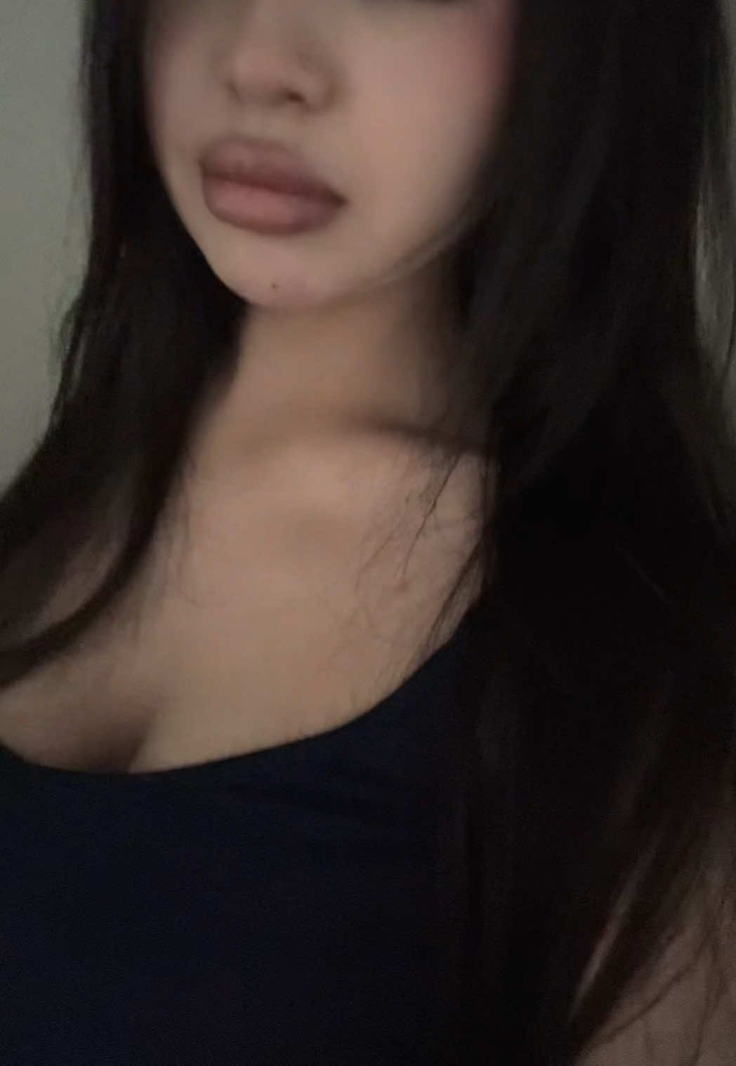 @R🫦