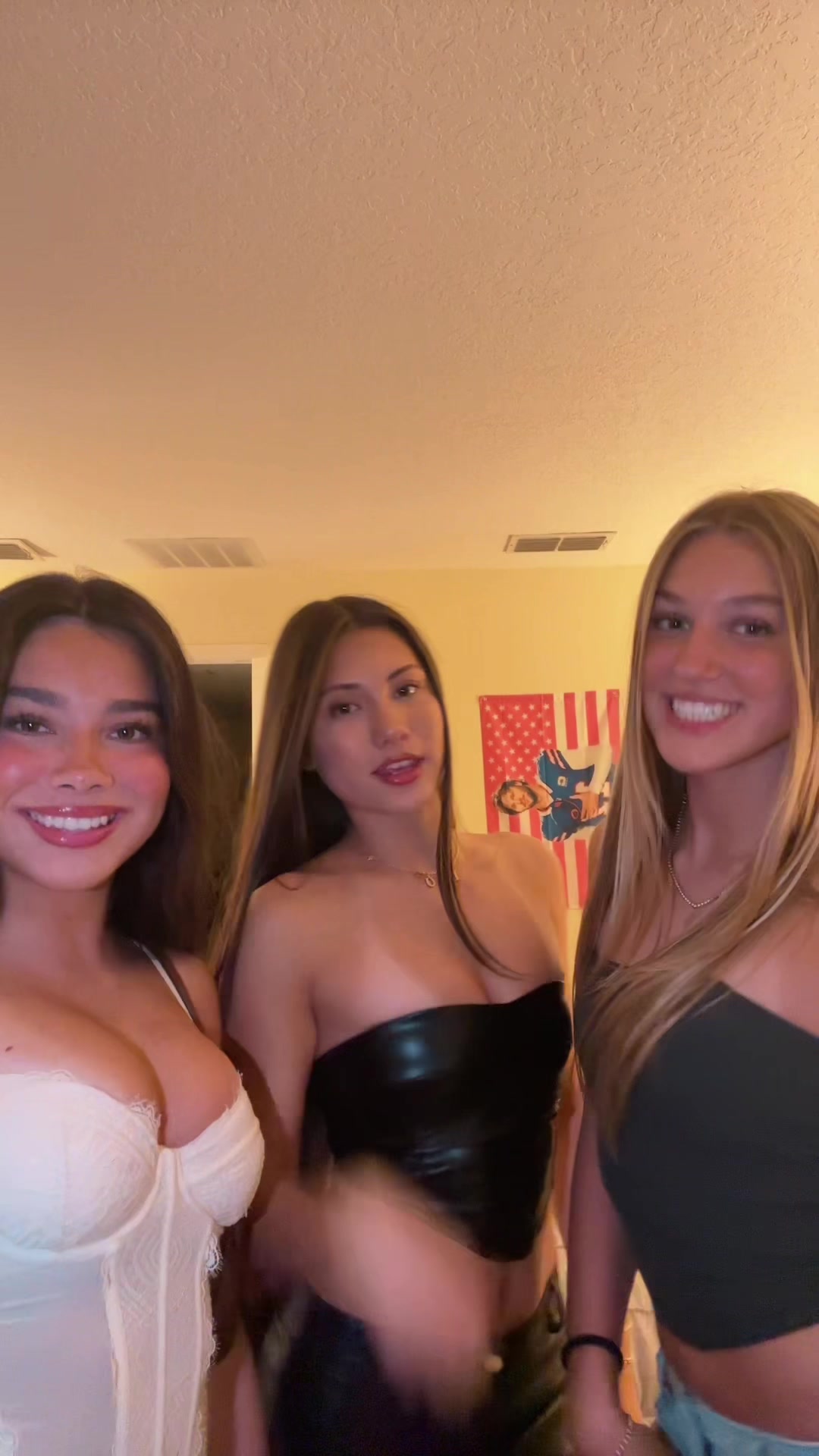 @Ella