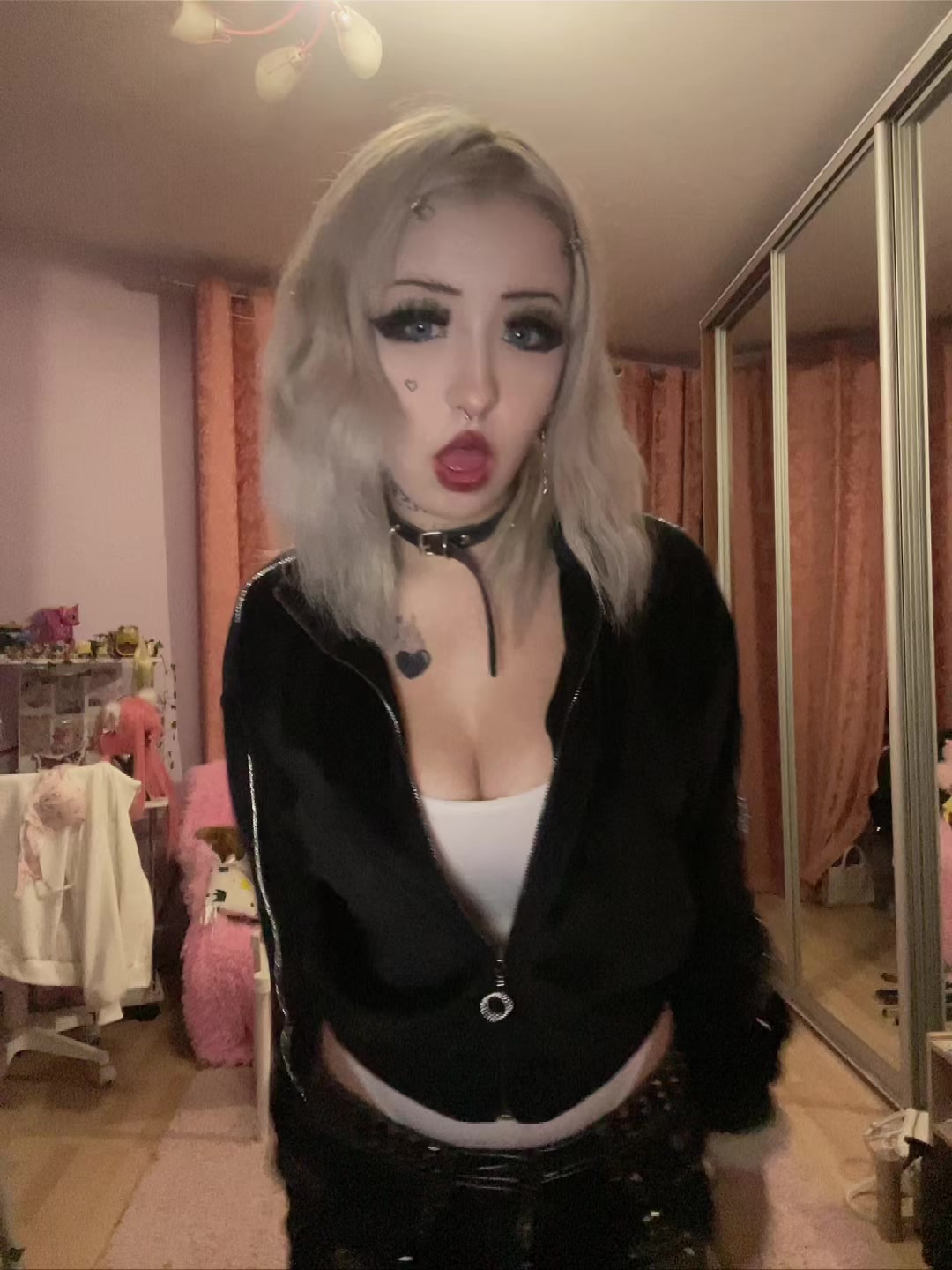 @whiiteshadow