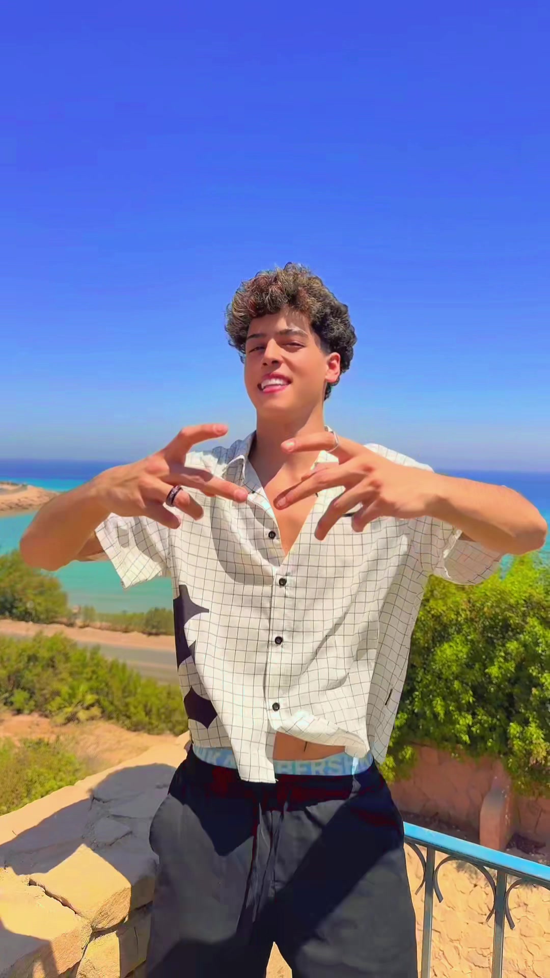 @Zein🧜🏻♂️✨