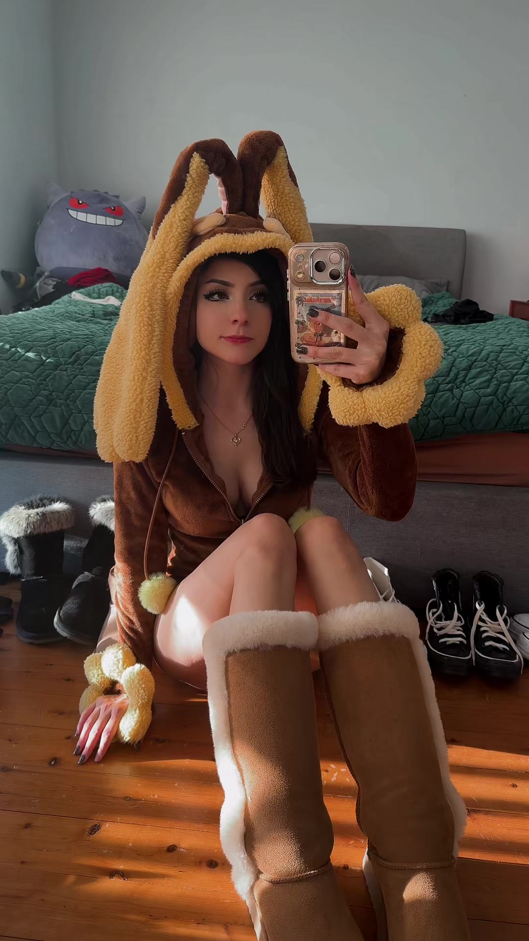 @Minacakes_12