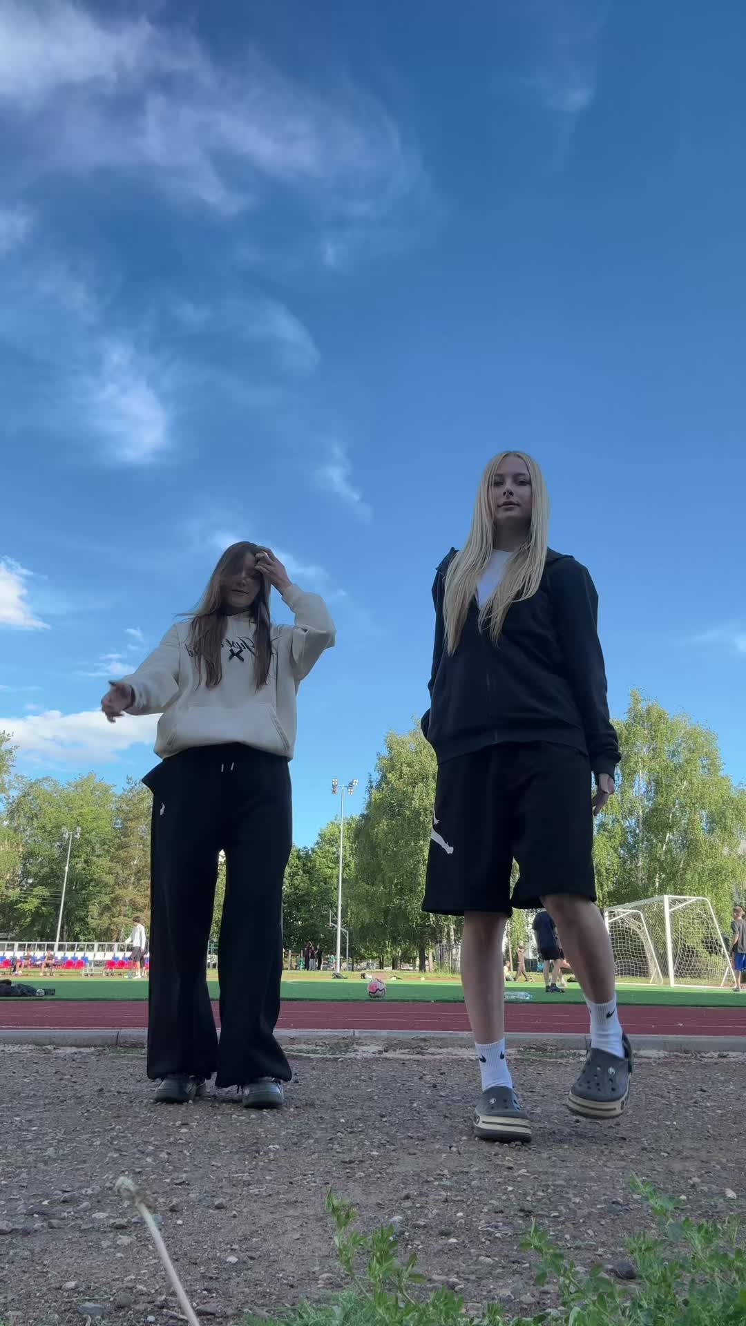 @Анжеличка