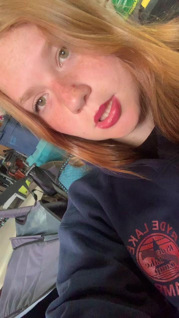 @Mira🌹