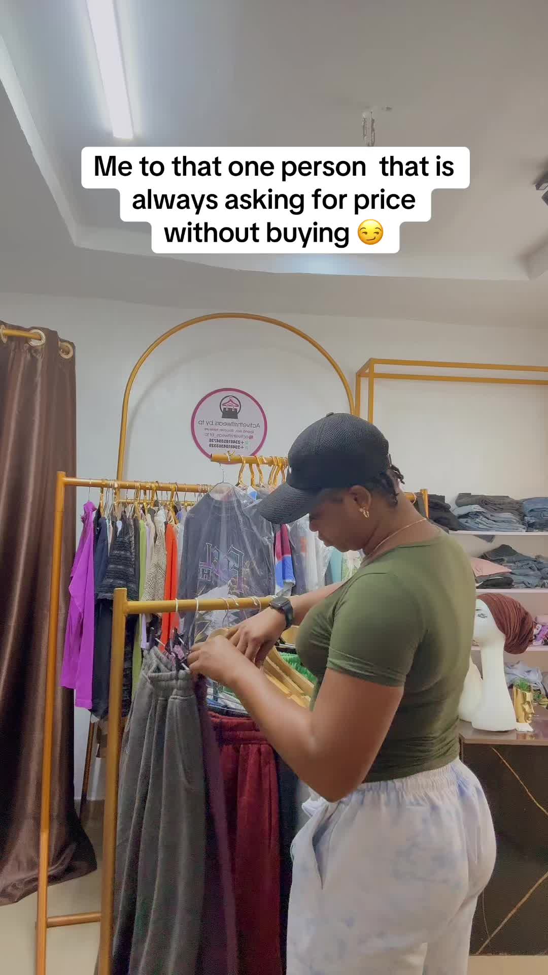 @Queenbeeba