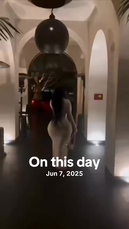 @Moureen🦋🌹