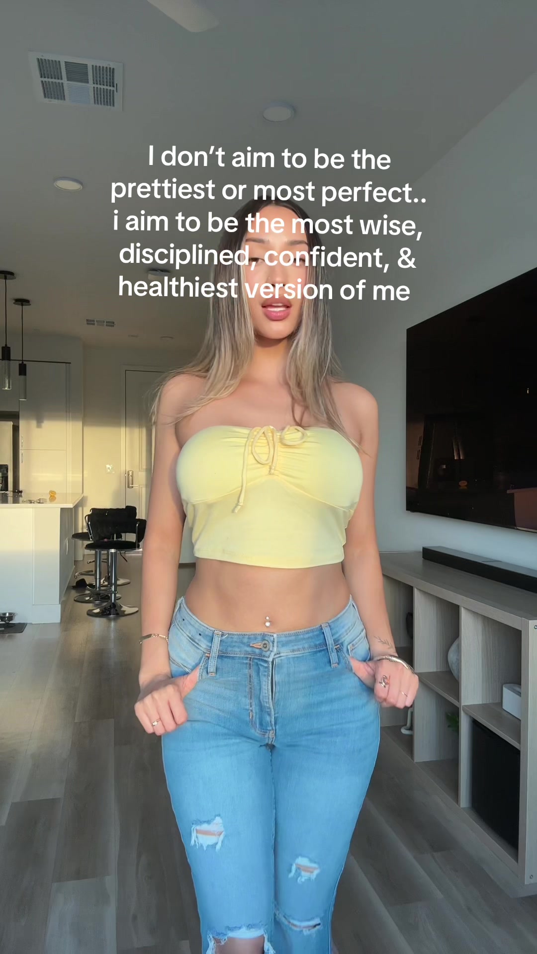 @Ana Maximiliano