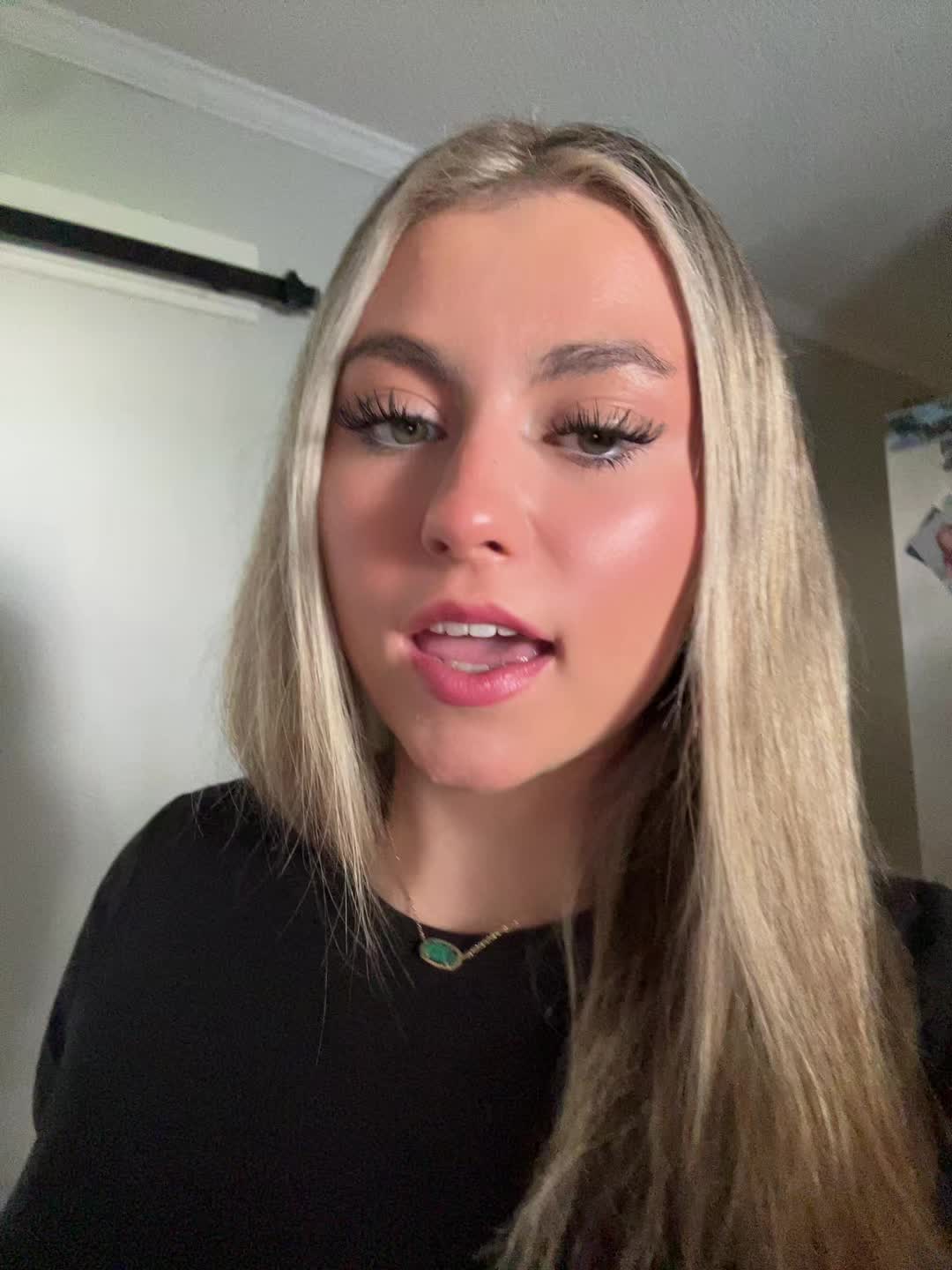 @vayda🫰🪩🎉