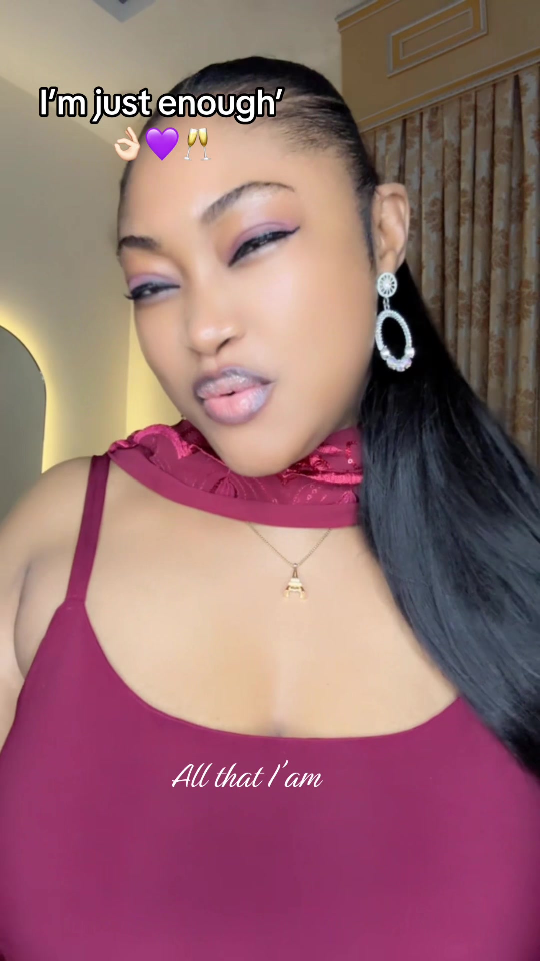 @🦄Queen👑Beelee💜