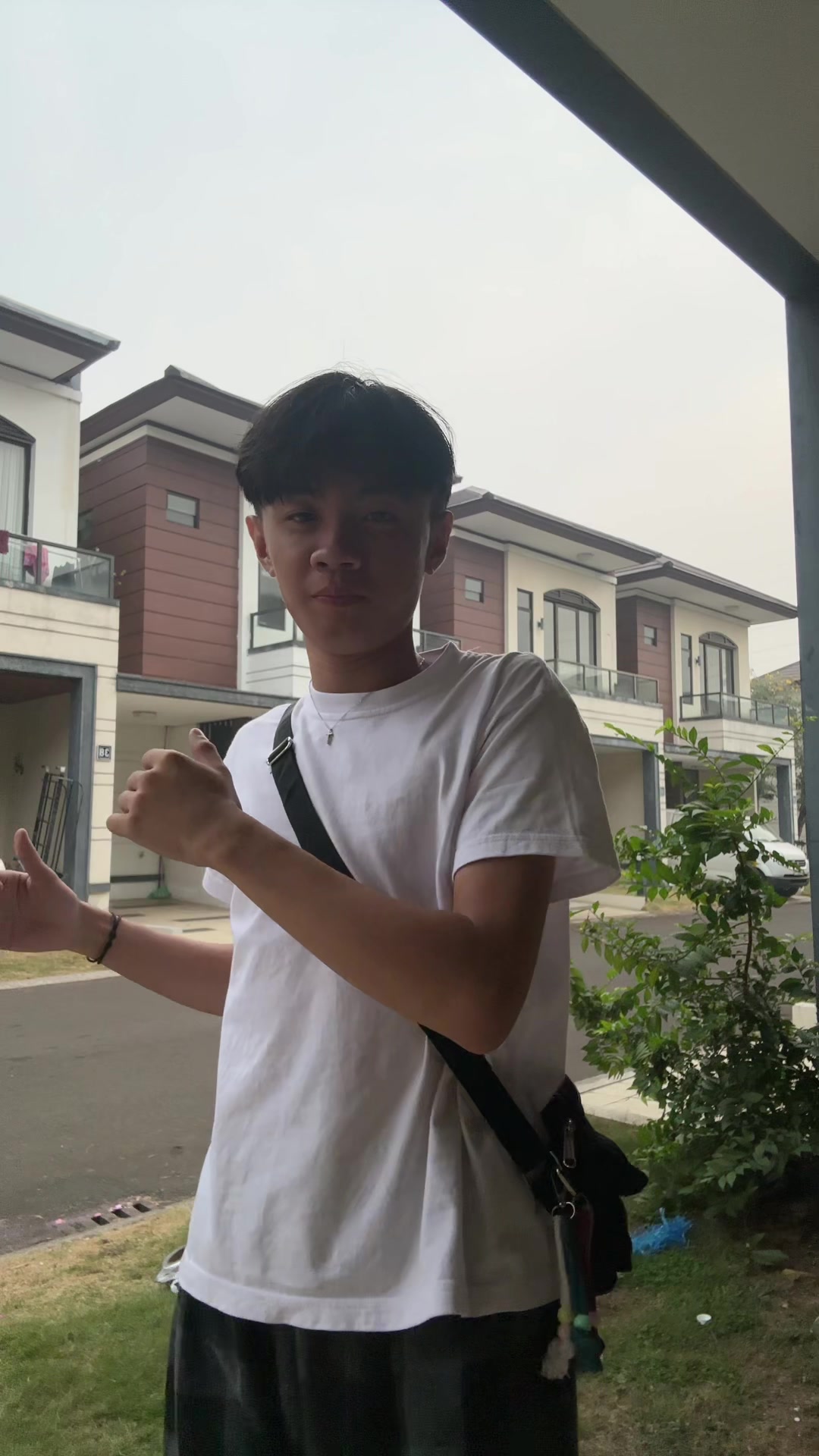 @CHRISZZ