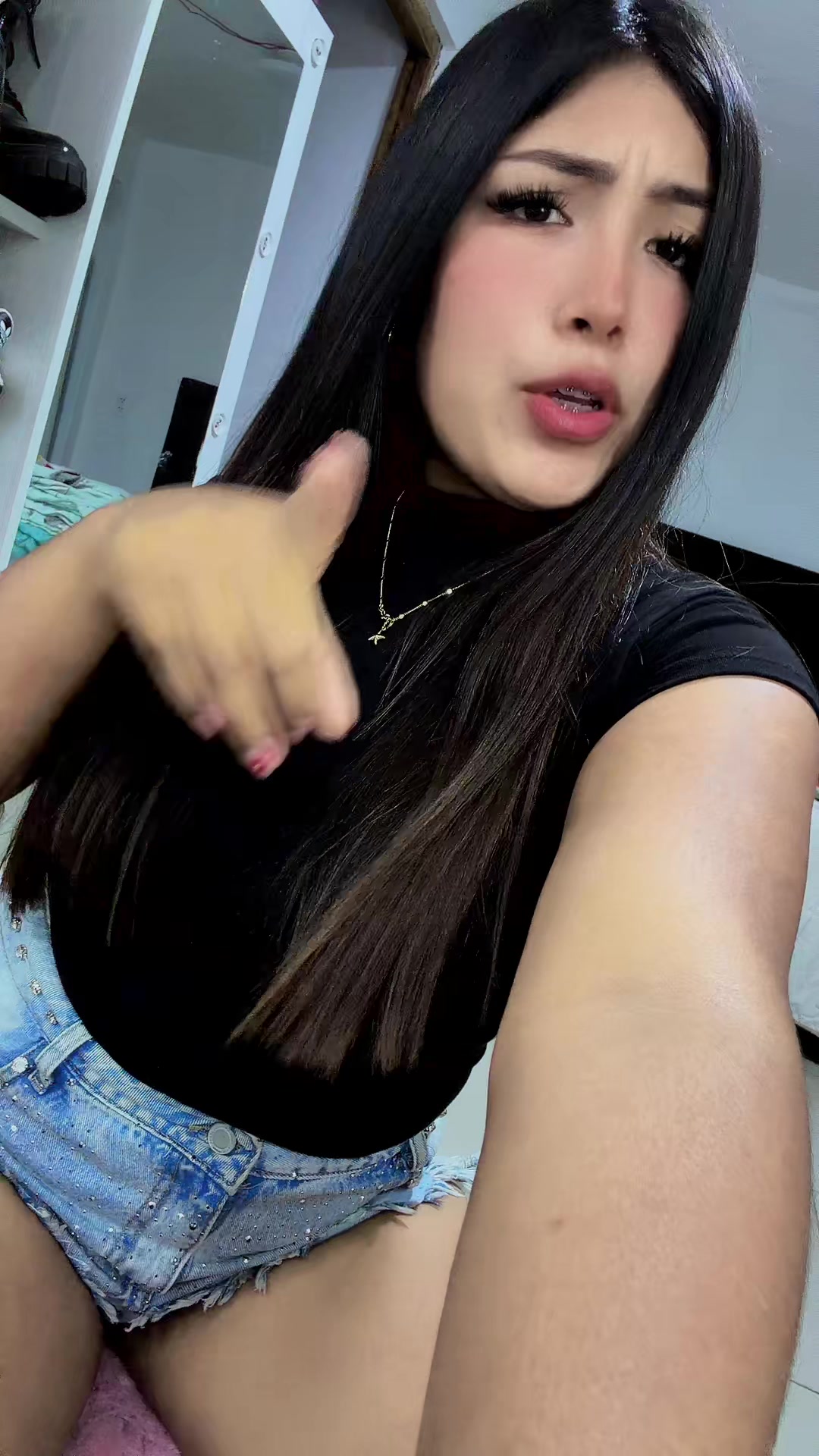 @NICOL REYES 💖💖