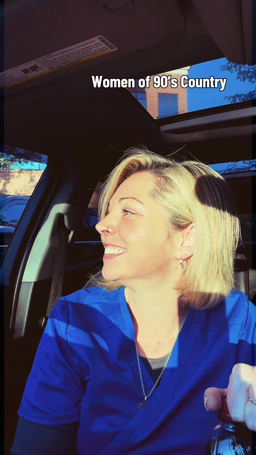 @momica_mama