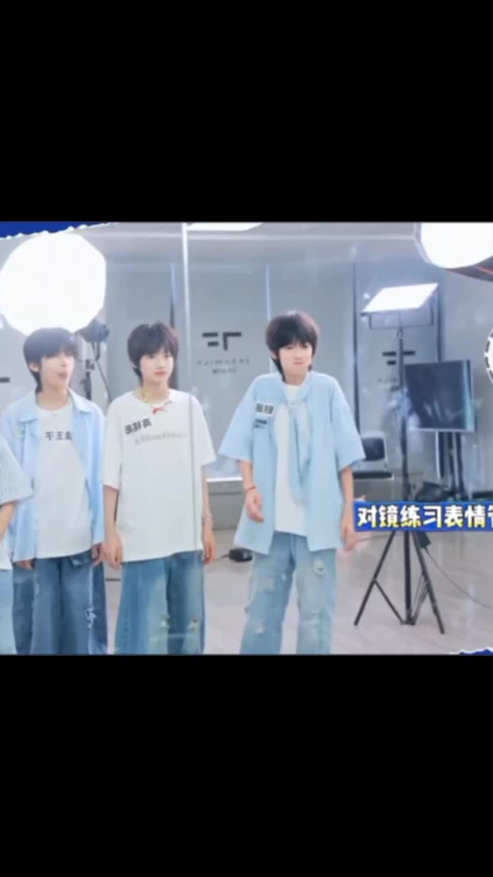 @Zhienhan