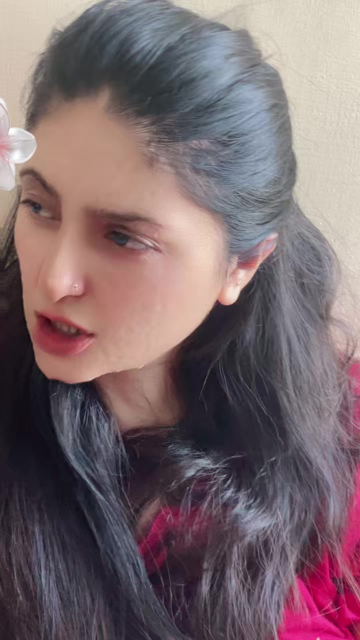 @Zarachandio