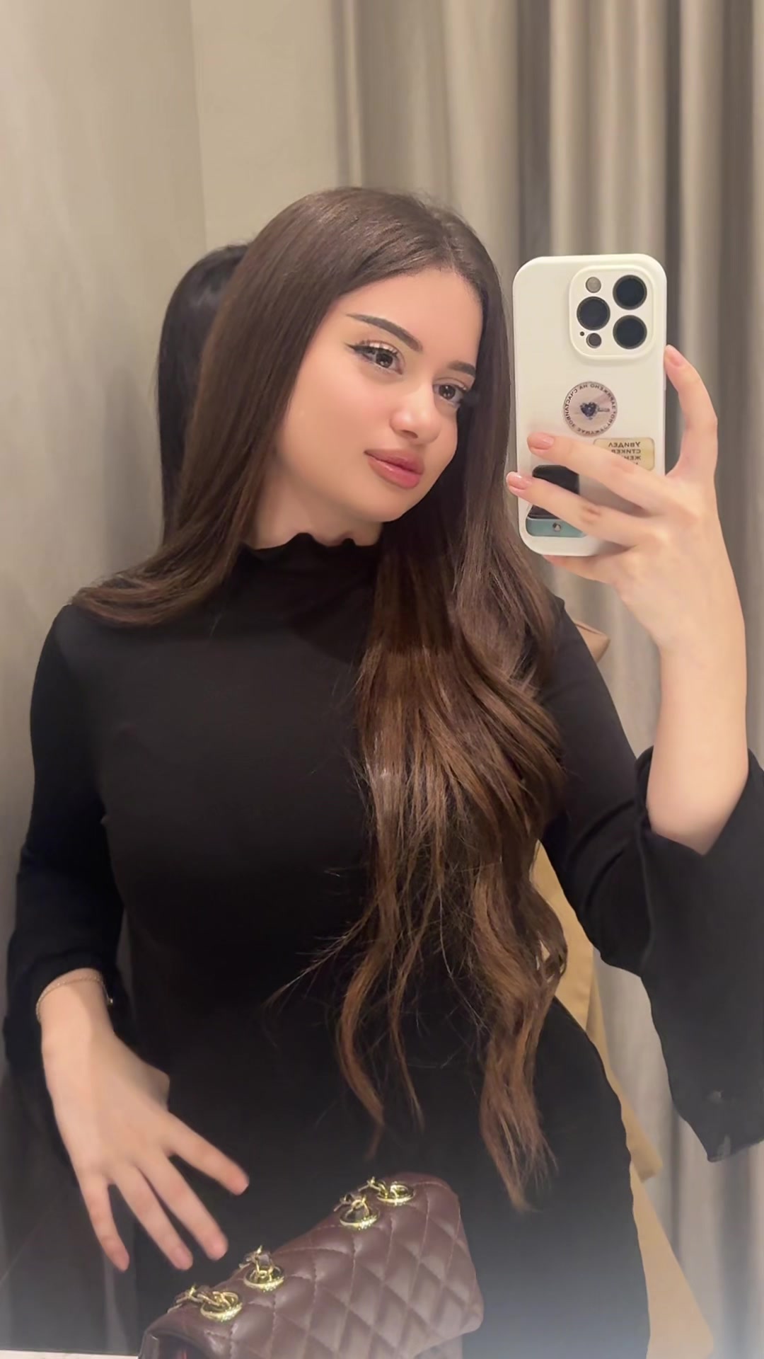 @Айлин🌙