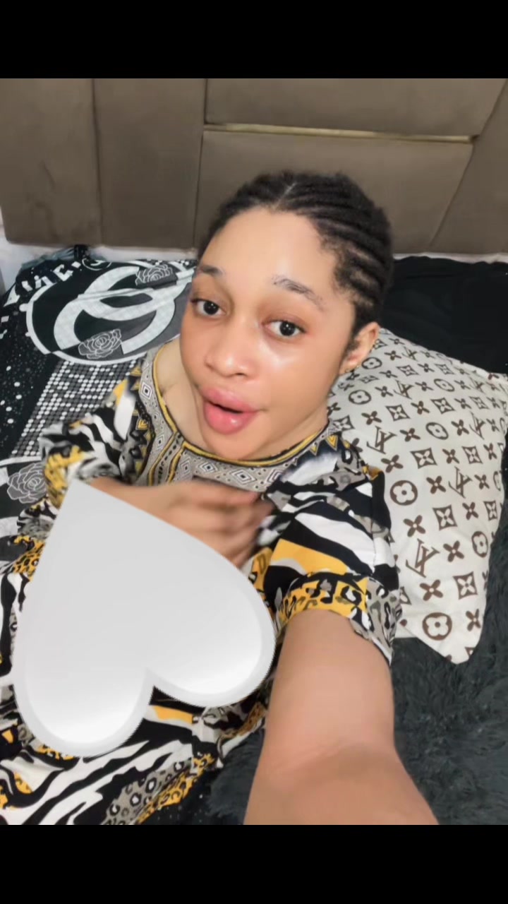 @FARIDA🤍🎀._