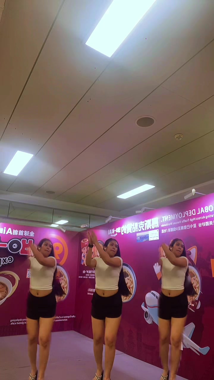 @Unni🦋💃🏼🍑🏳️