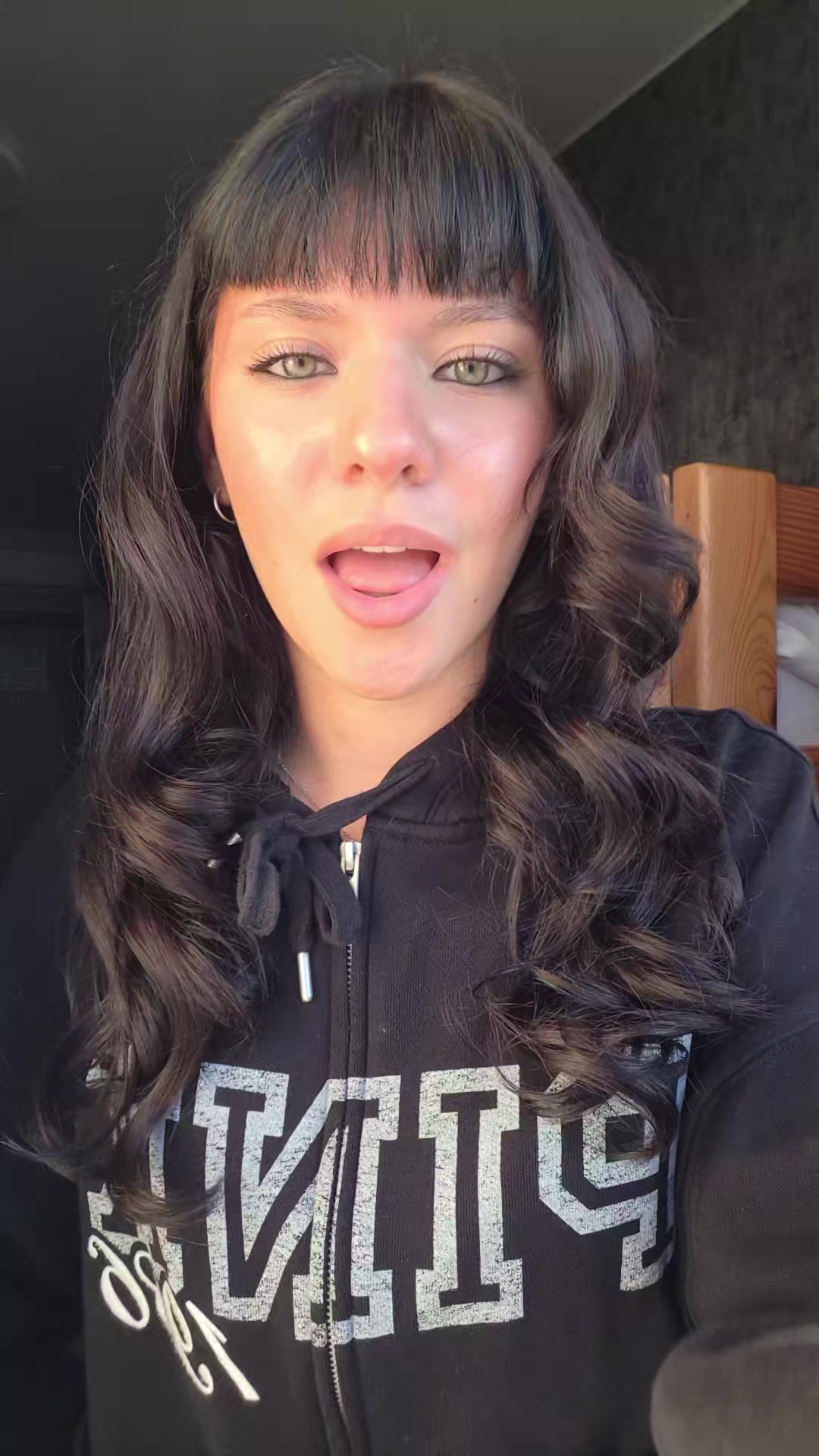 @yas
