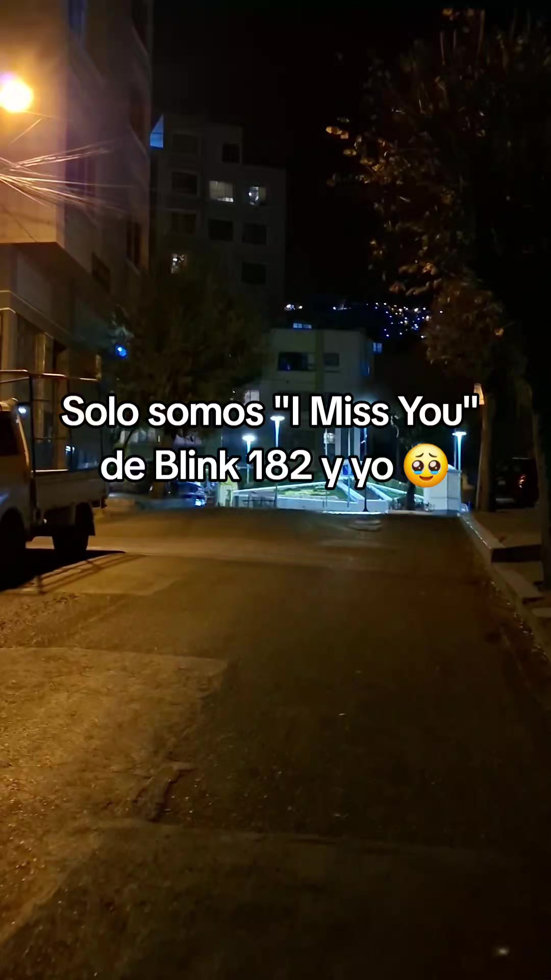 @Solo somos "..." y yo