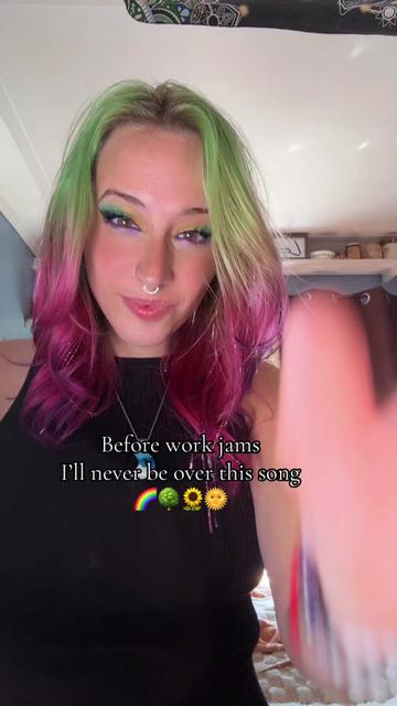 @thatrainbow_girl๐โจ๐งฟ