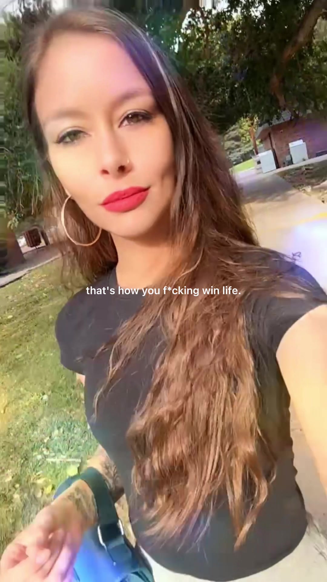 @Elisiana