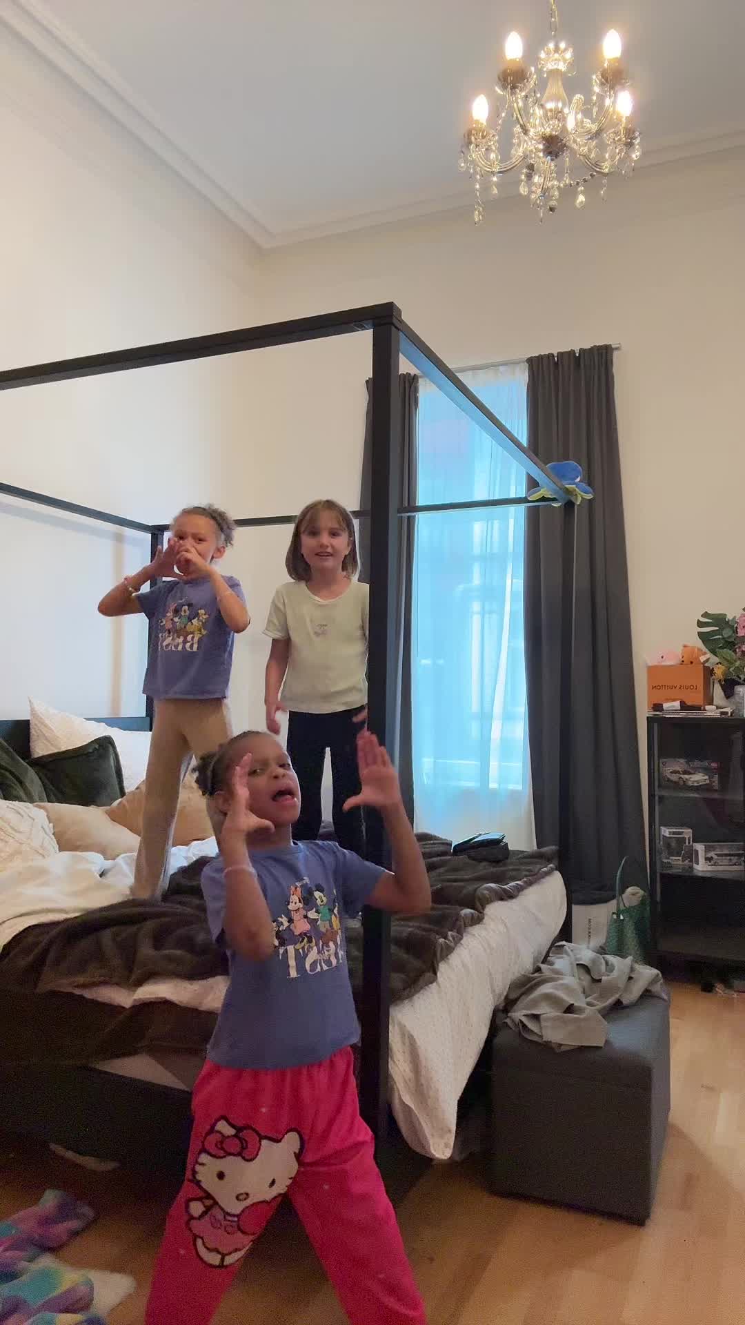 @L E X  K A R D A S H I A N
