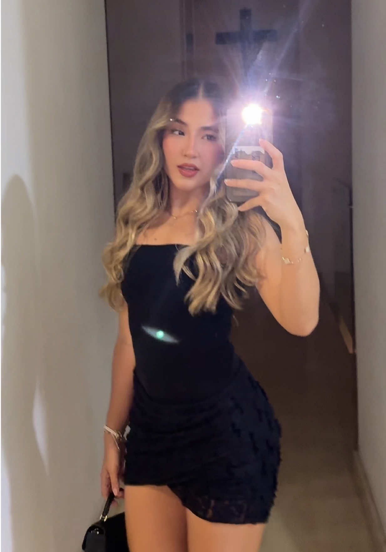@Valeriaduquep