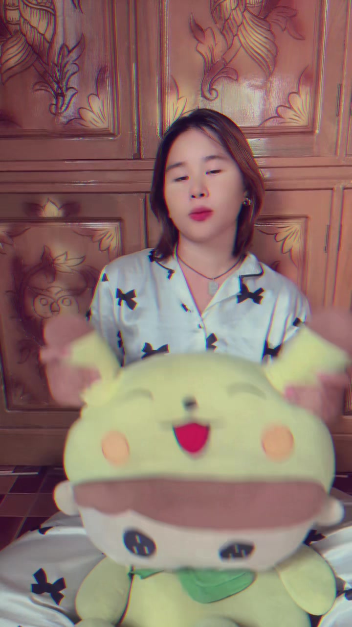 @💄Nang Htet 🫦👀