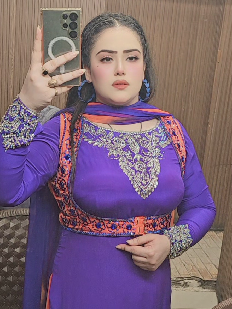 @Falak butt falak butt