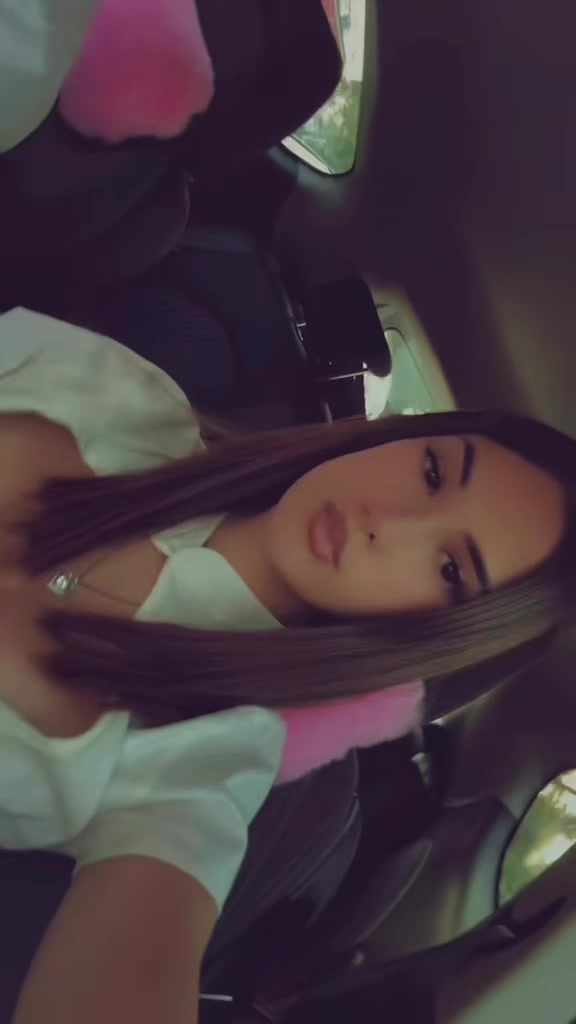 @anjicaa