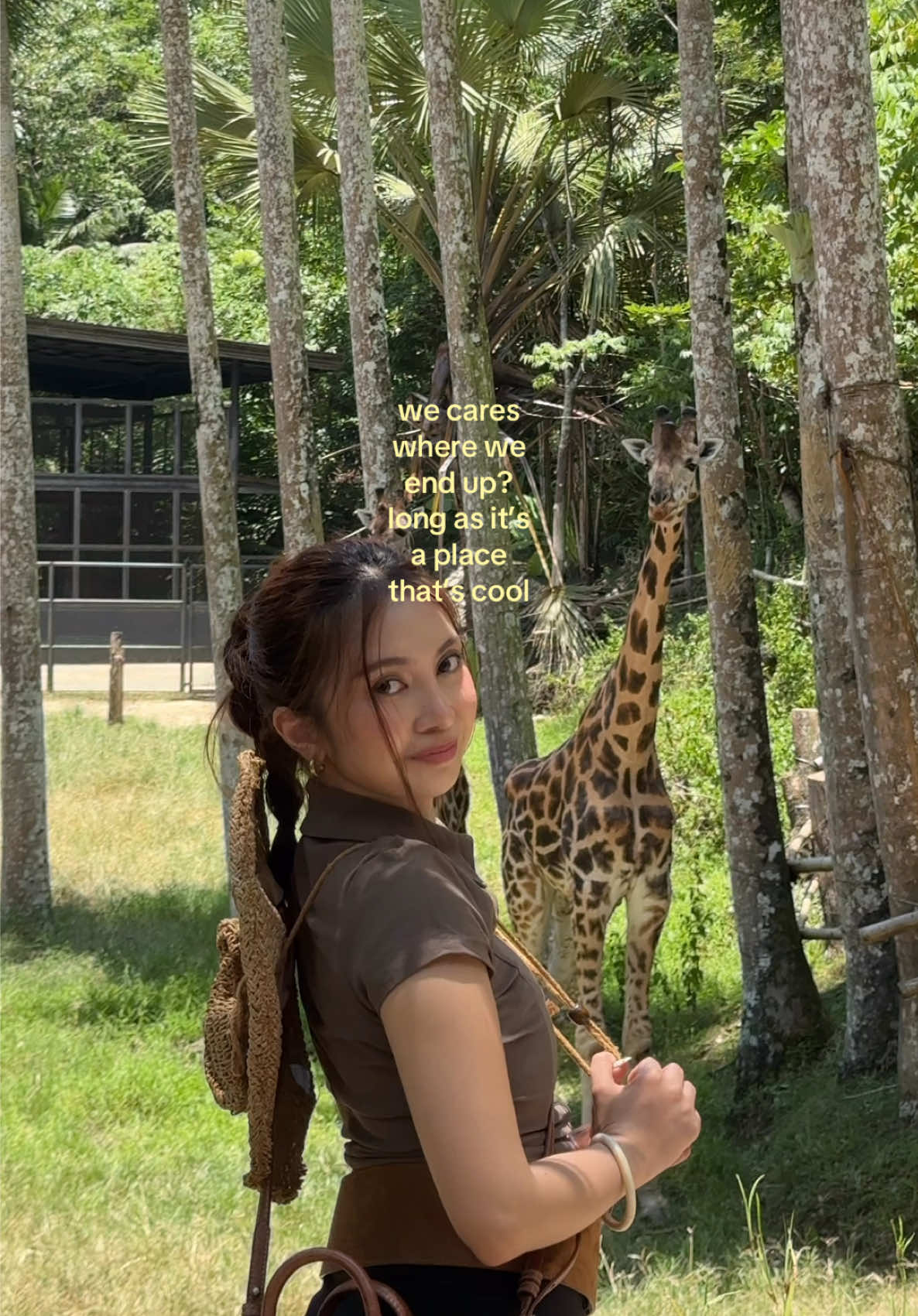 @ixviena on ig