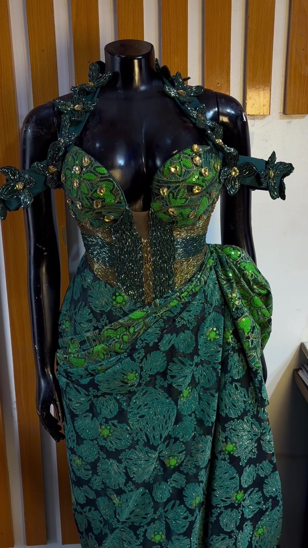 @rosabelfashion_hub
