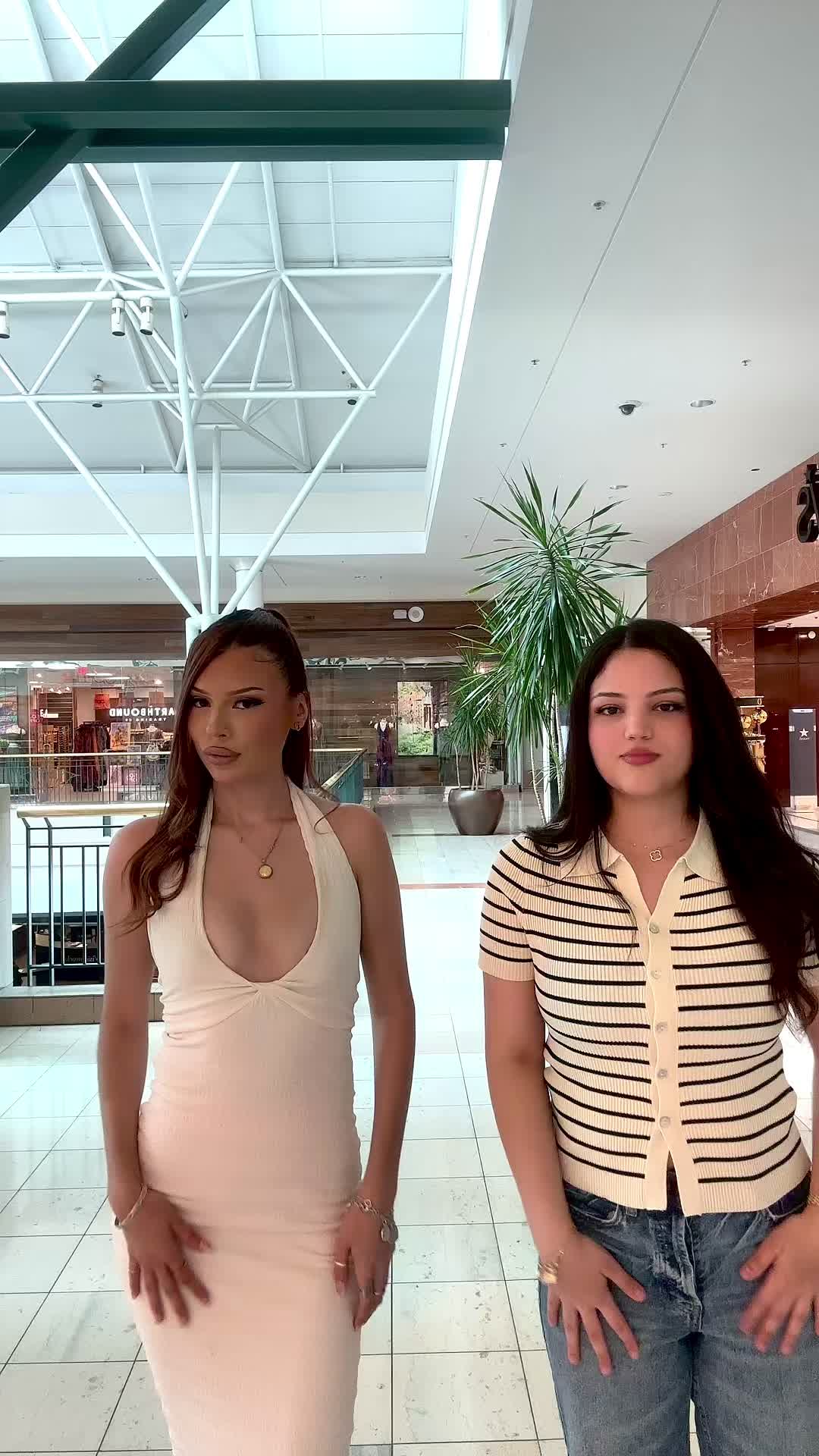 @𝐆𝐢𝐬𝐞𝐥𝐥𝐞𝐆𝐨𝐧𝐳𝐚𝐥𝐞𝐳