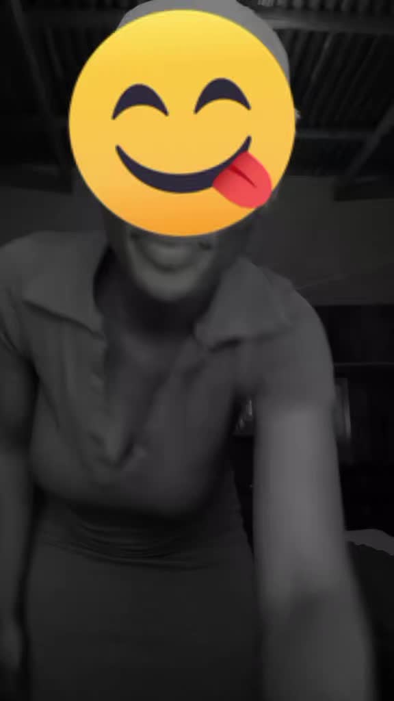 @Tlotli