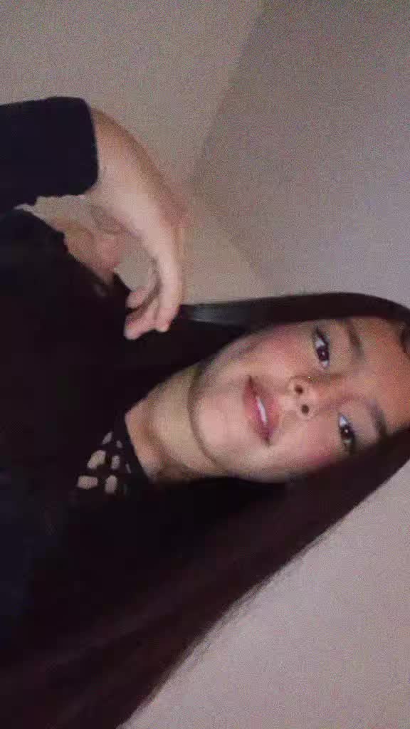 @𝓥𝓲𝓸𝓵𝓮𝓽 𝓗𝓮𝓻𝓷&aacute;𝓷𝓭𝓮𝔃