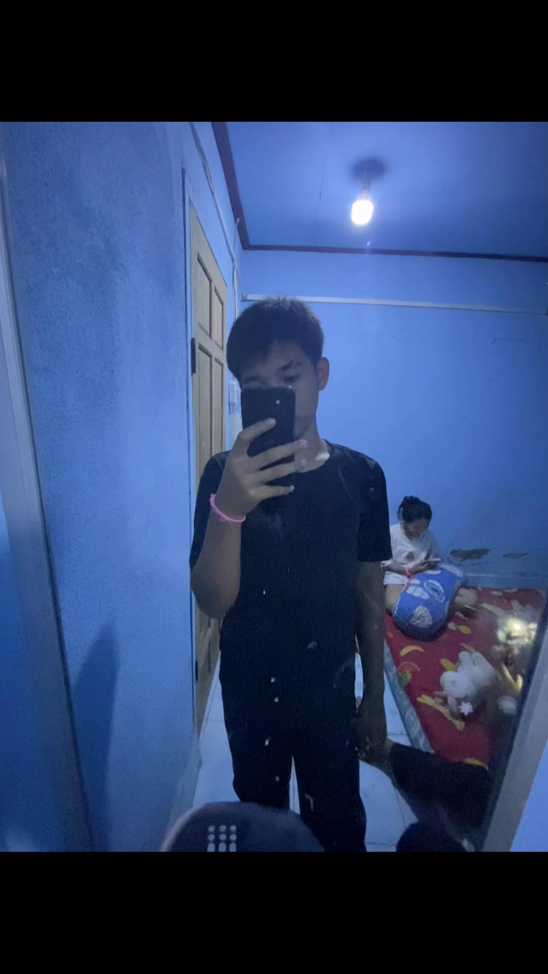 @B🖤