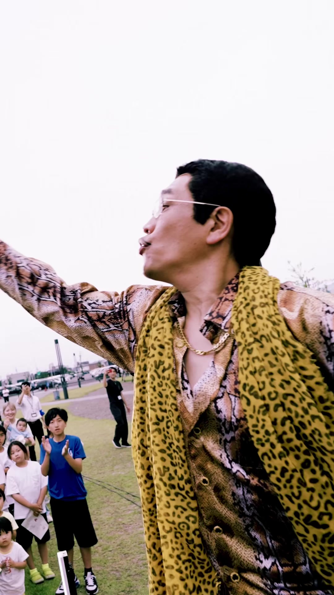 @ピコ太郎(PIKOTARO)公式