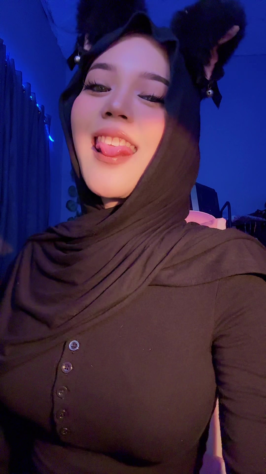 @Ayang
