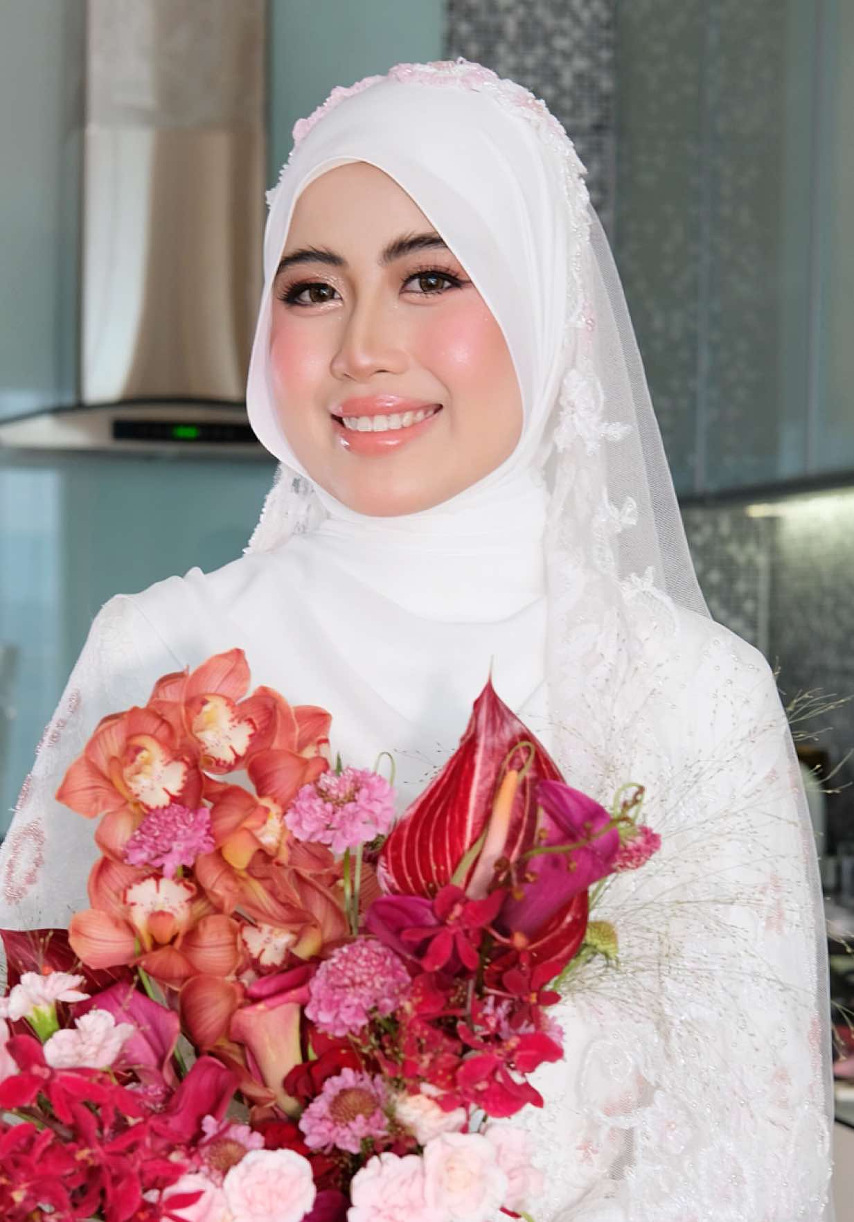 @NaddyNahar Makeup Artist