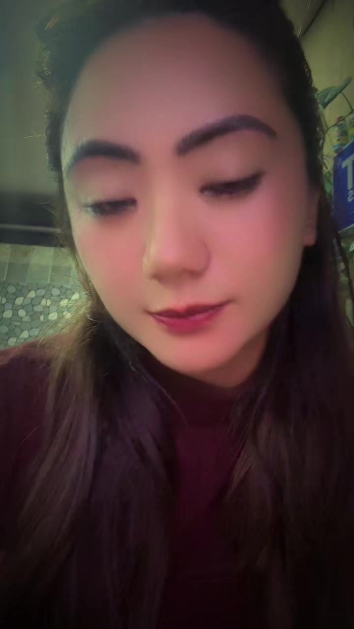 @Hira Maya Waiba