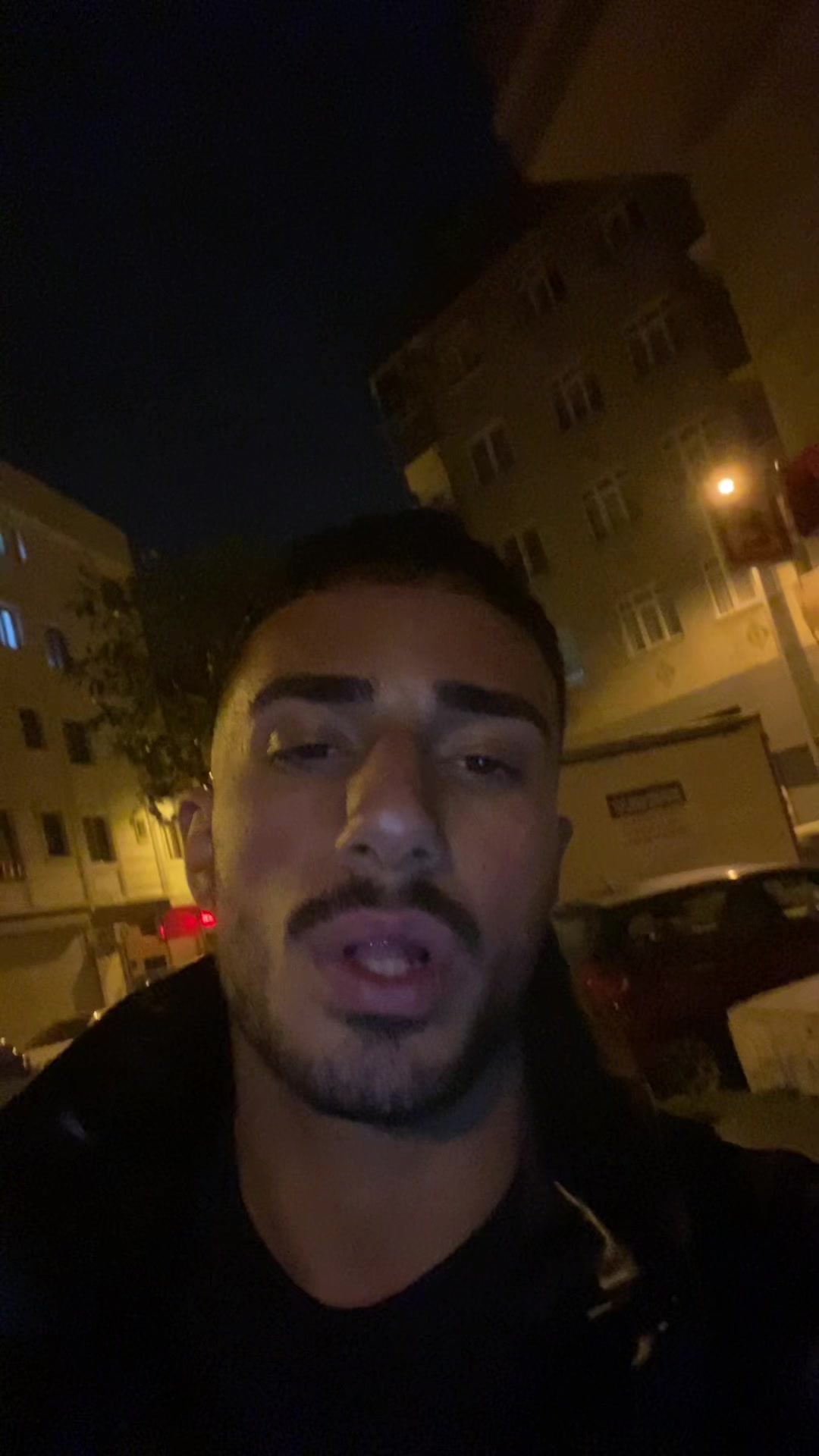 @𝐀𝐥𝐢 𝐓𝐔𝐍&Ccedil;
