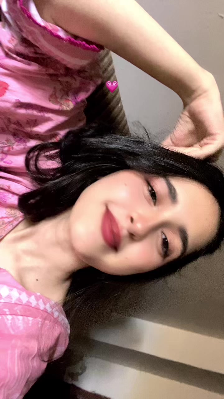 @🧜🏻♀️