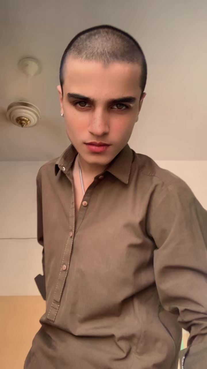 @SAIF👄