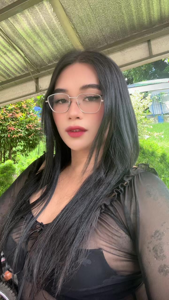 @ur_rhej