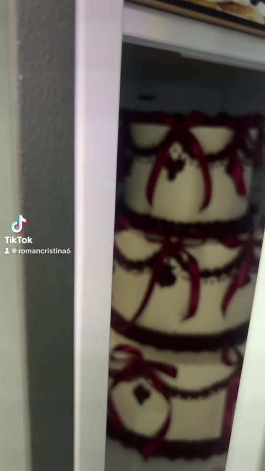@Desserts by Cristina Roman