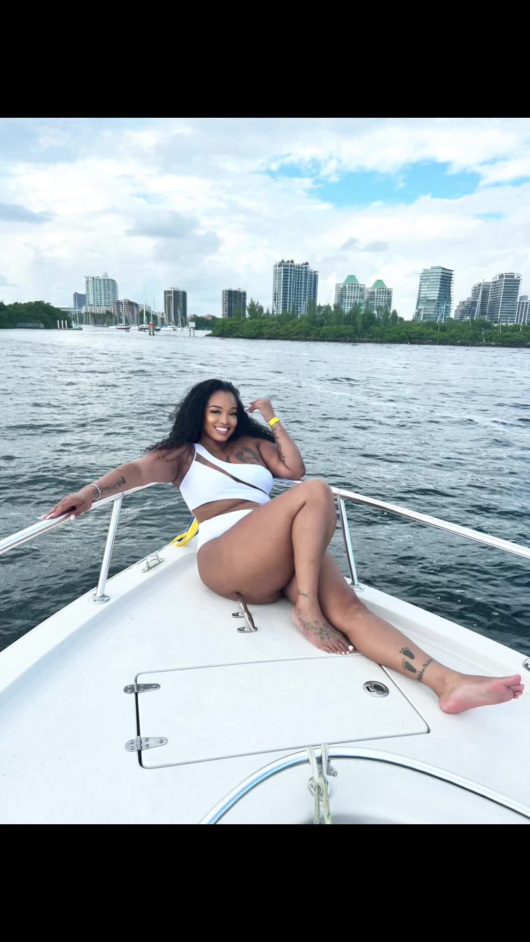 @Officialsmileyasian