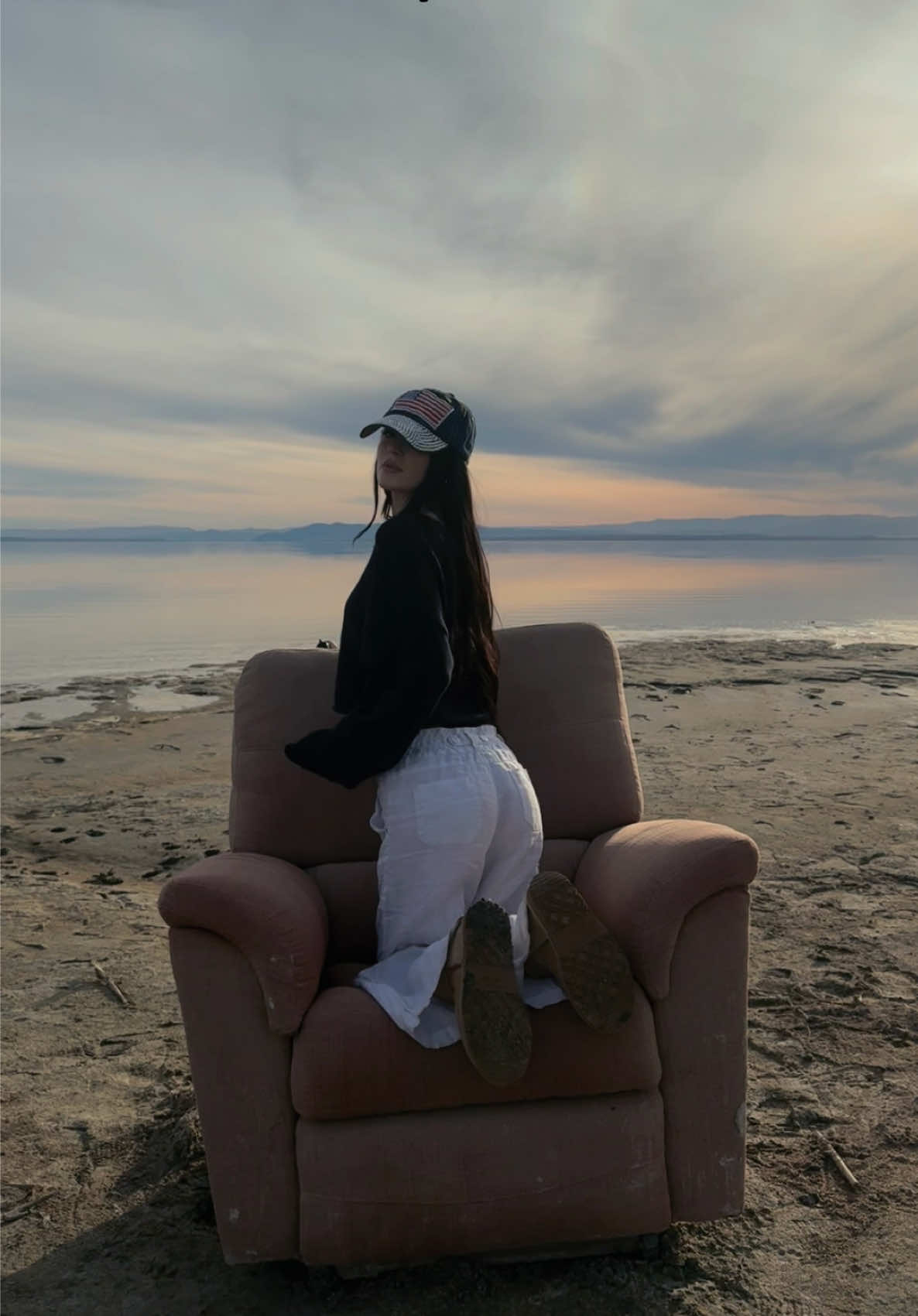 @🖤