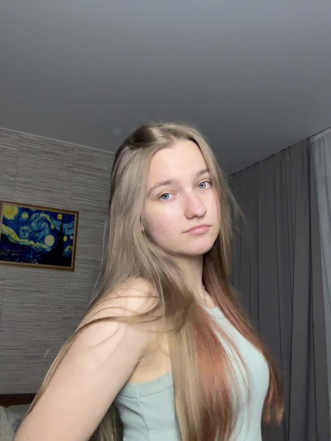 @Лёля