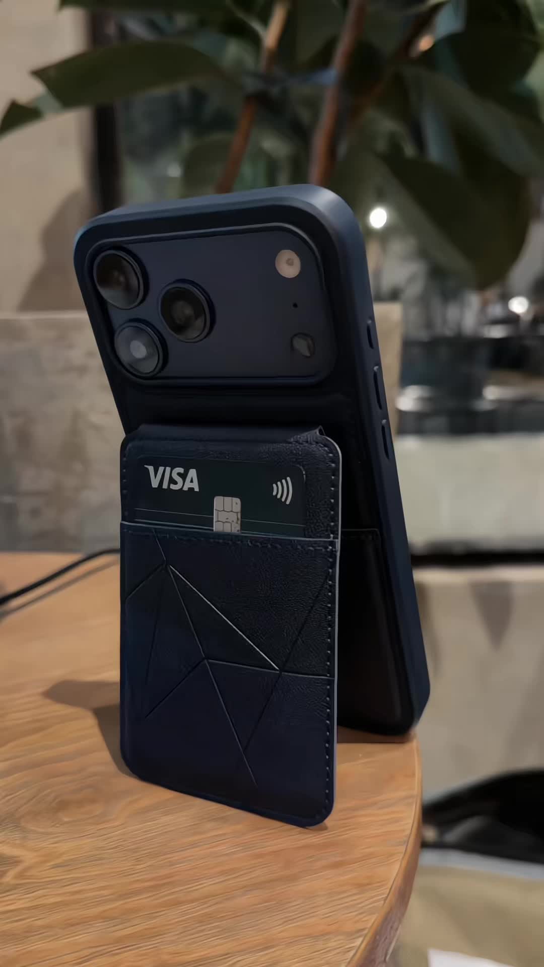 @𝑴𝑨𝑹𝑳𝑺 & 𝑪𝑶.
